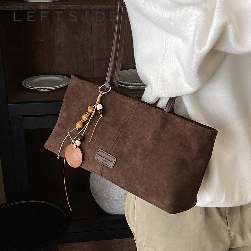 Luxury Bags Of 2026 - LEFTSIDE Retro Zamszowa Torba na Ramię