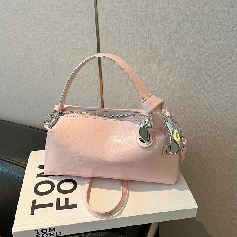 Damska torebka crossbody z bły – Top Handle Patent Bag recenzja i cena