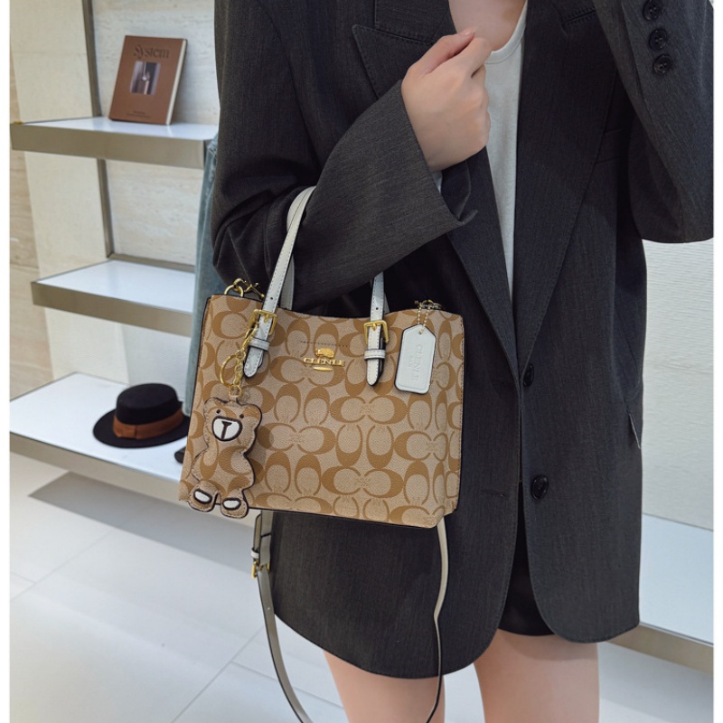 Elegancka torba typu tote z mo – Tote Bag Leather Monogram recenzja i cena