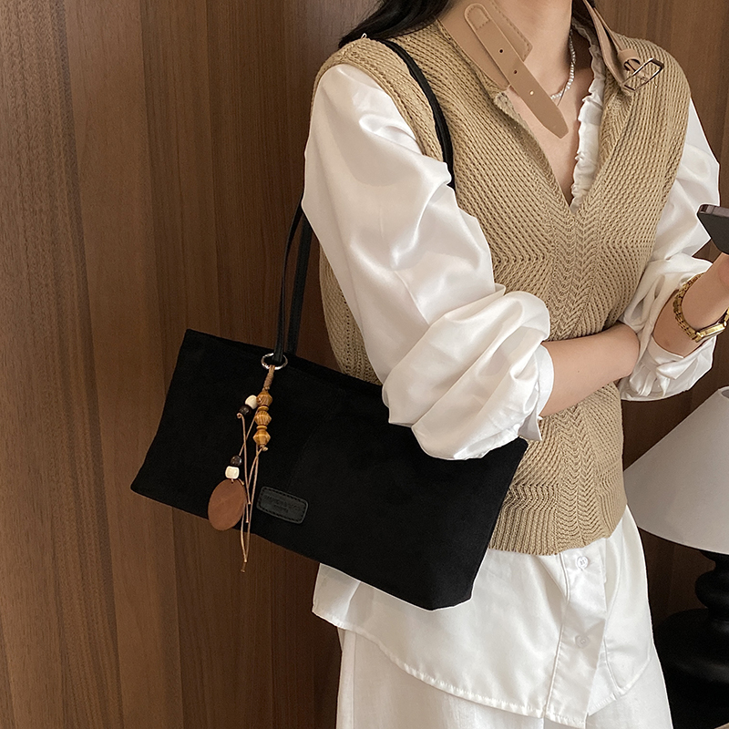 LEFTSIDE Retro Zamszowa Torba  – Luxury Bags Of 2026 recenzja i cena